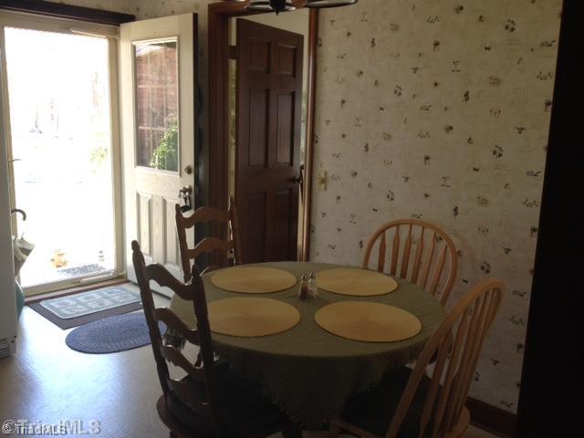 770 Muddy Creek Road Clemmons, NC 27012 - Photo 6 of 15 Breakfast.