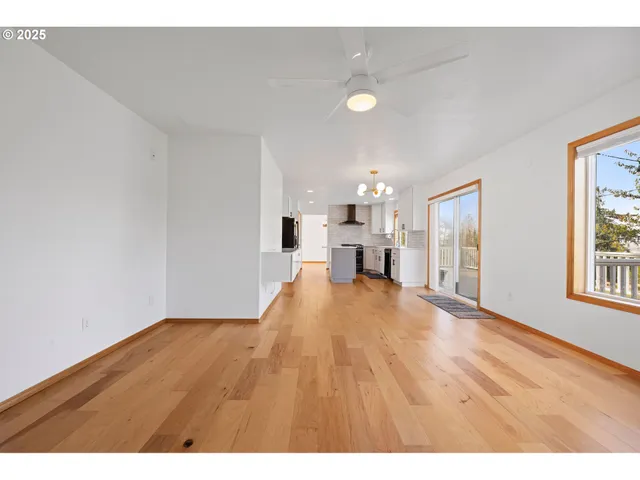 $689,000 | 375 McClure Avenue, Astoria, OR 97103