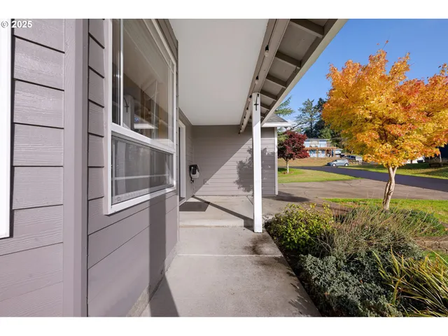 $689,000 | 375 McClure Avenue, Astoria, OR 97103