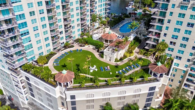 $725,000 | 600 West Las Olas Boulevard, Unit 702S, Fort Lauderdale, FL 33312