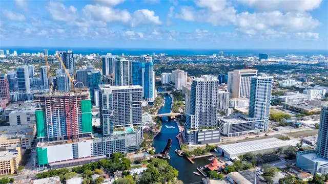 $725,000 | 600 West Las Olas Boulevard, Unit 702S, Fort Lauderdale, FL 33312