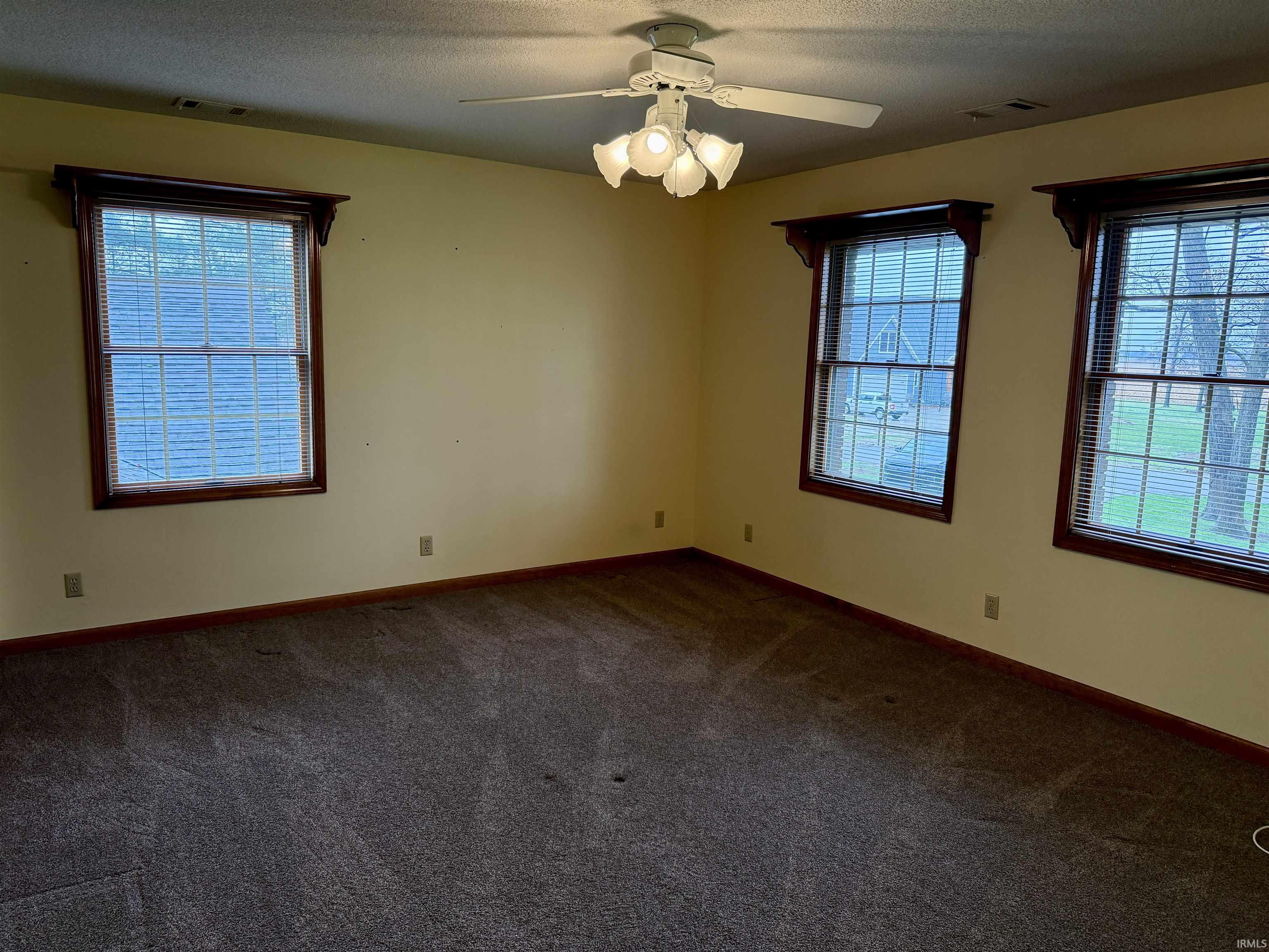 971 South Prairiewood Drive Rochester, IN 46975 - Photo 24 of 34