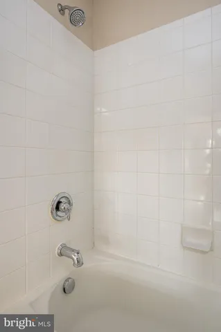 $465,000 | 196 East Pembrooke Drive, Smyrna, DE 19977