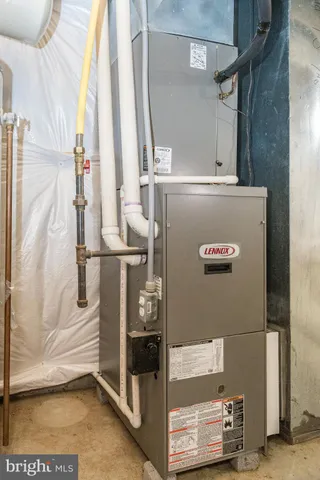 $465,000 | 196 East Pembrooke Drive, Smyrna, DE 19977