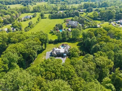$3,795,000 | 17 Fawn Hill Drive, Morristown, NJ 07960