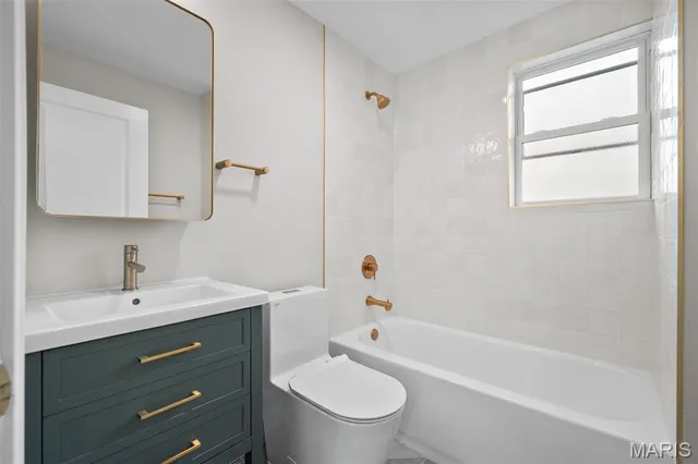 $2,450 | 2140 Princeton Place, Richmond Heights, MO 63117