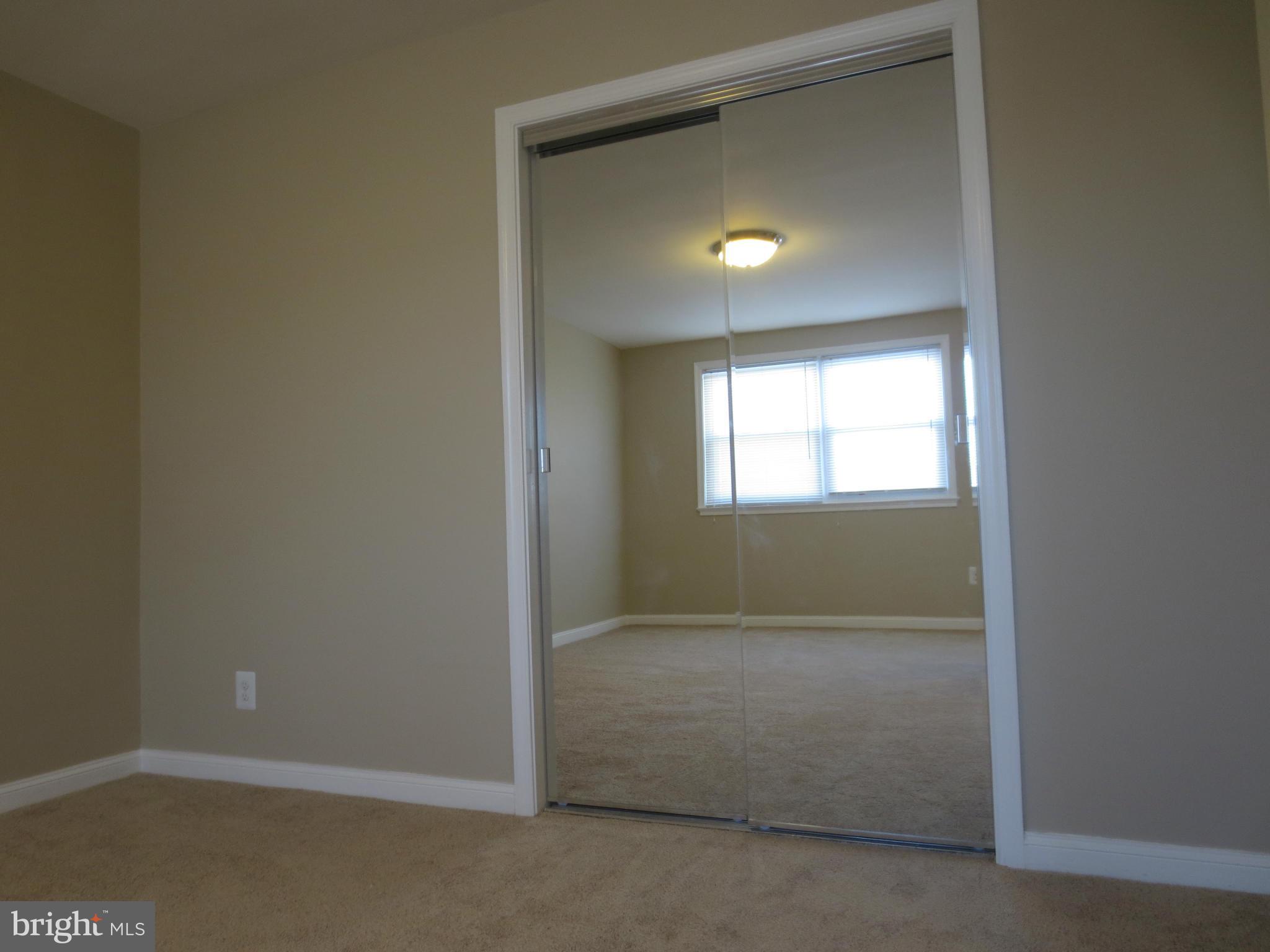 1704 Heathfield Road Baltimore, MD 21239 - Photo 15 of 28 Bedroom (Master)