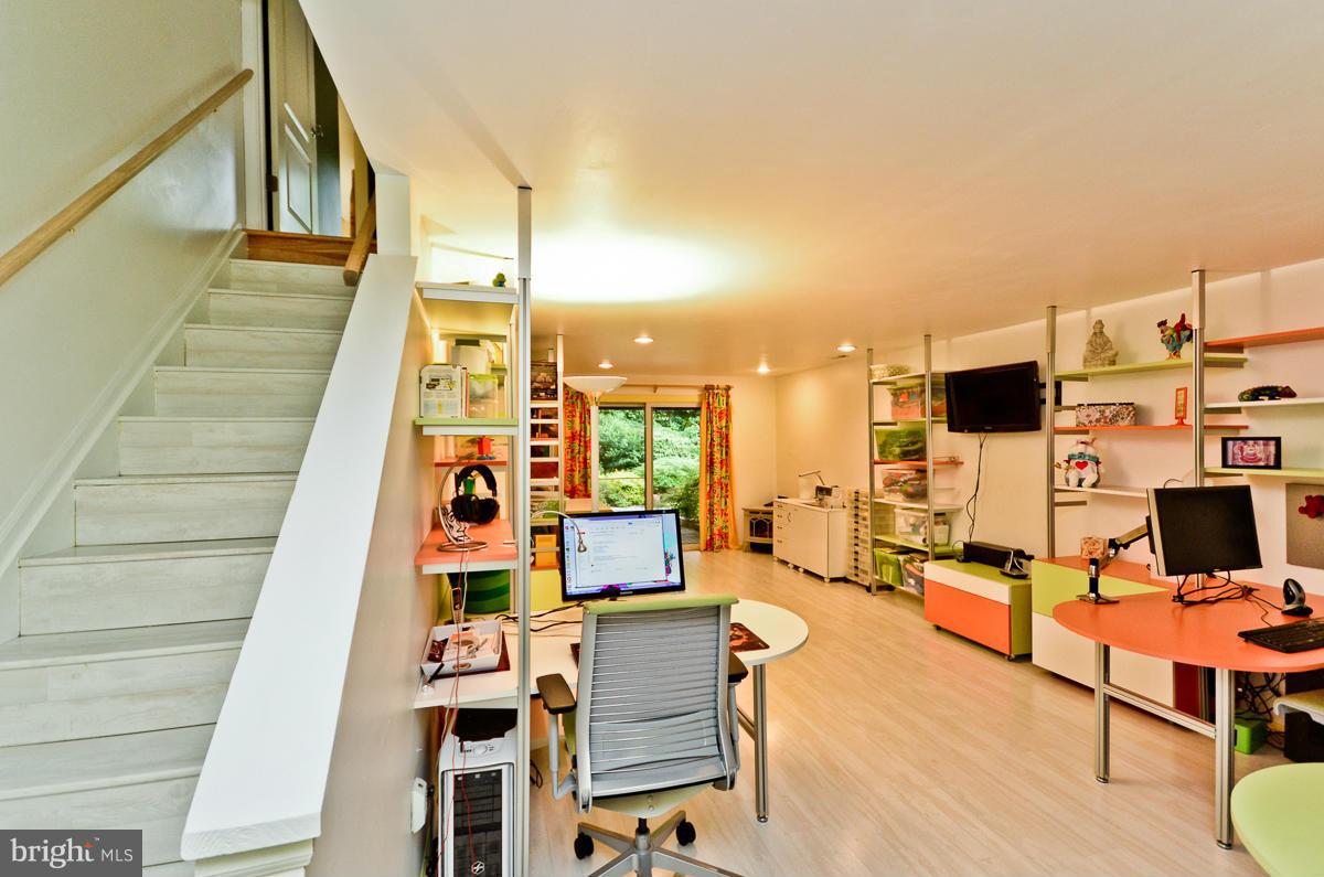 7379 Kindler Road Columbia, MD 21046 - Photo 22 of 30 Basement/office