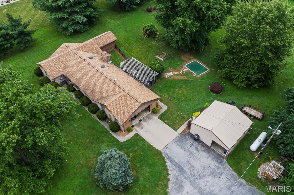 1104 Summerfield Road St. Jacob, IL 62281 - Photo 6 of 31 Gallery Image 6