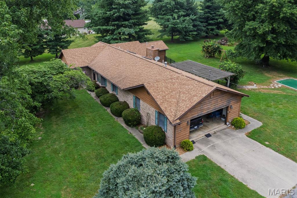 1104 Summerfield Road St. Jacob, IL 62281 - Photo 7 of 31 Gallery Image 7