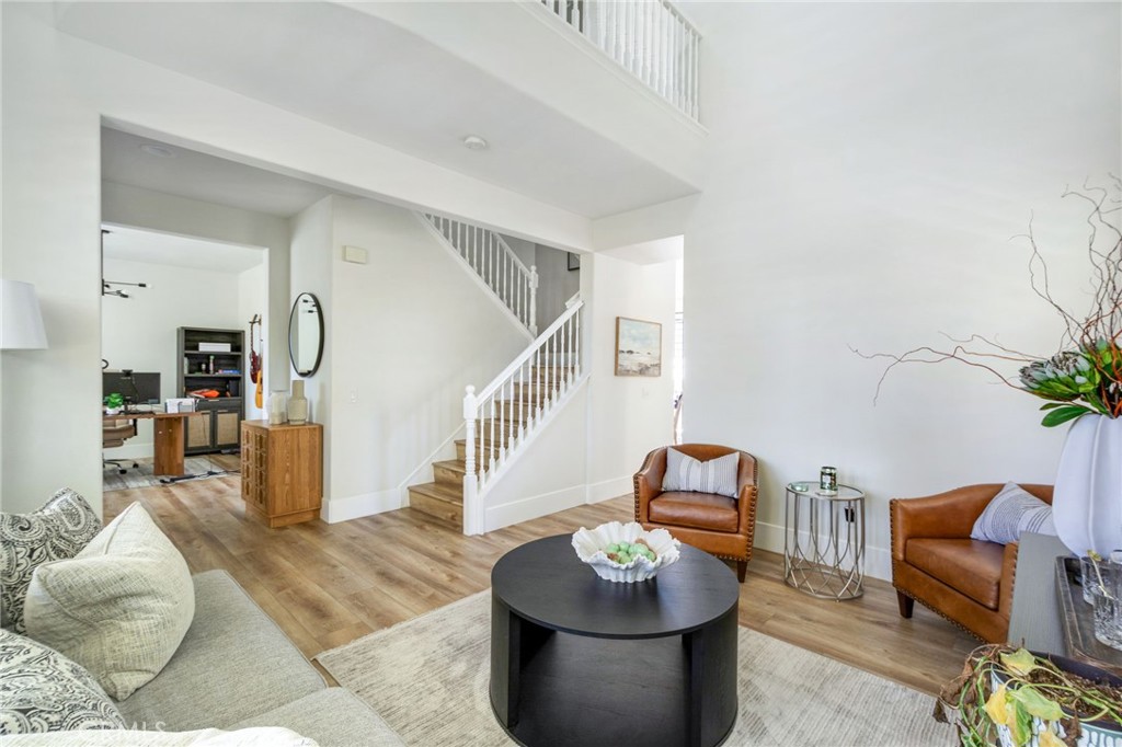 24 Thorp Spring Ladera Ranch, CA 92694 - Photo 4 of 35 Gallery Image 4