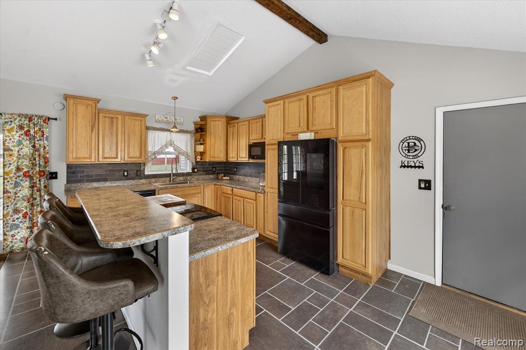 12760 Roepke Road Gregory, MI 48137 - Photo 9 of 61