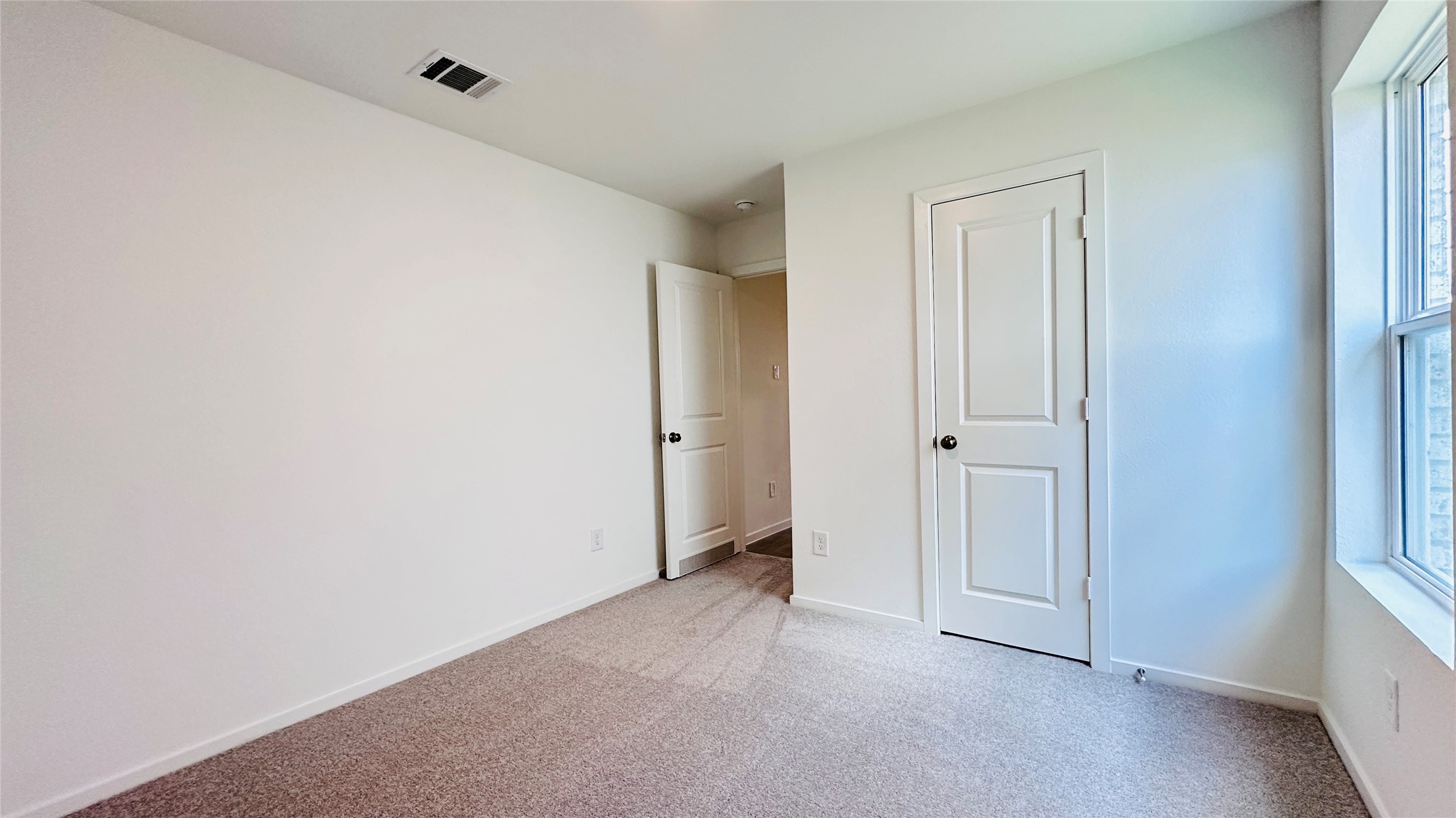 206 Amy Street Angleton, TX 77515 - Photo 10 of 39