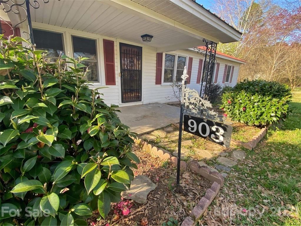 903 Delview Road Cherryville, NC 28021 - Photo 3 of 33 Gallery Image 3