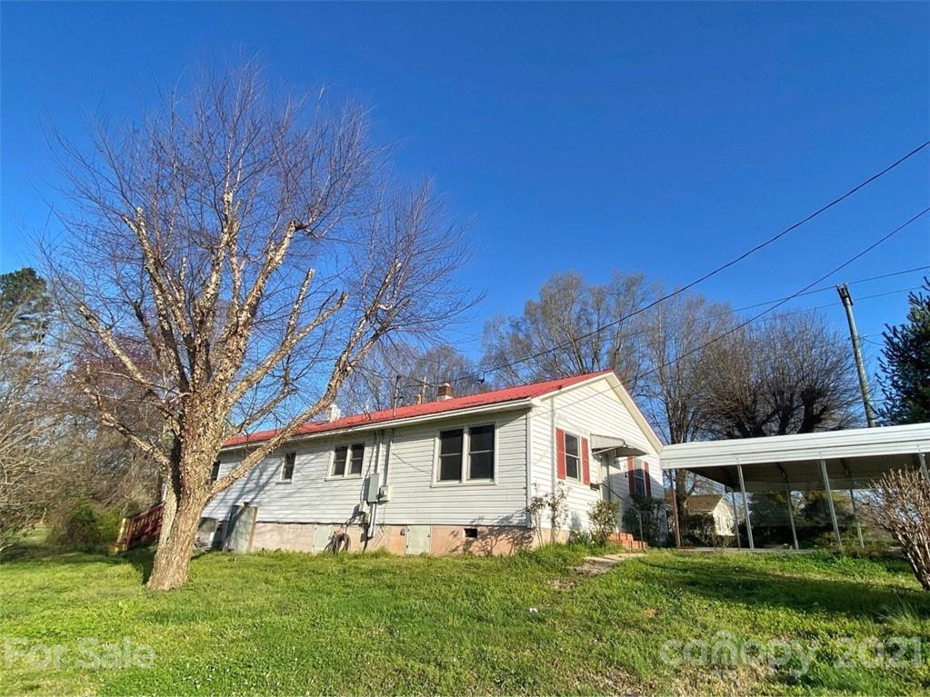 903 Delview Road Cherryville, NC 28021 - Photo 6 of 33 Gallery Image 6