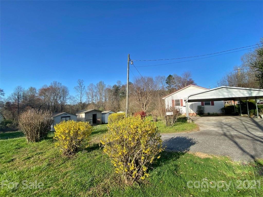 903 Delview Road Cherryville, NC 28021 - Photo 7 of 33 Gallery Image 7
