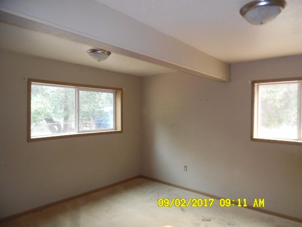 1627 Queens Branch Road Rogue River, OR 97537 - Photo 4 of 15 Additional Photo