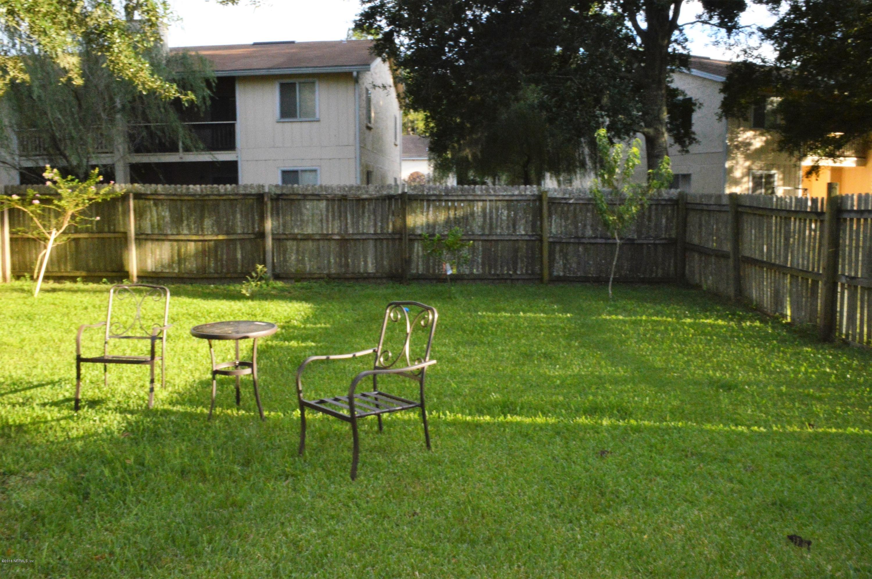 3302 Robalo Way Jacksonville, FL 32223 - Photo 25 of 27 Backyard