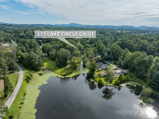 $612,500 | 335 Lake Cir Drive, Hendersonville, NC 28792