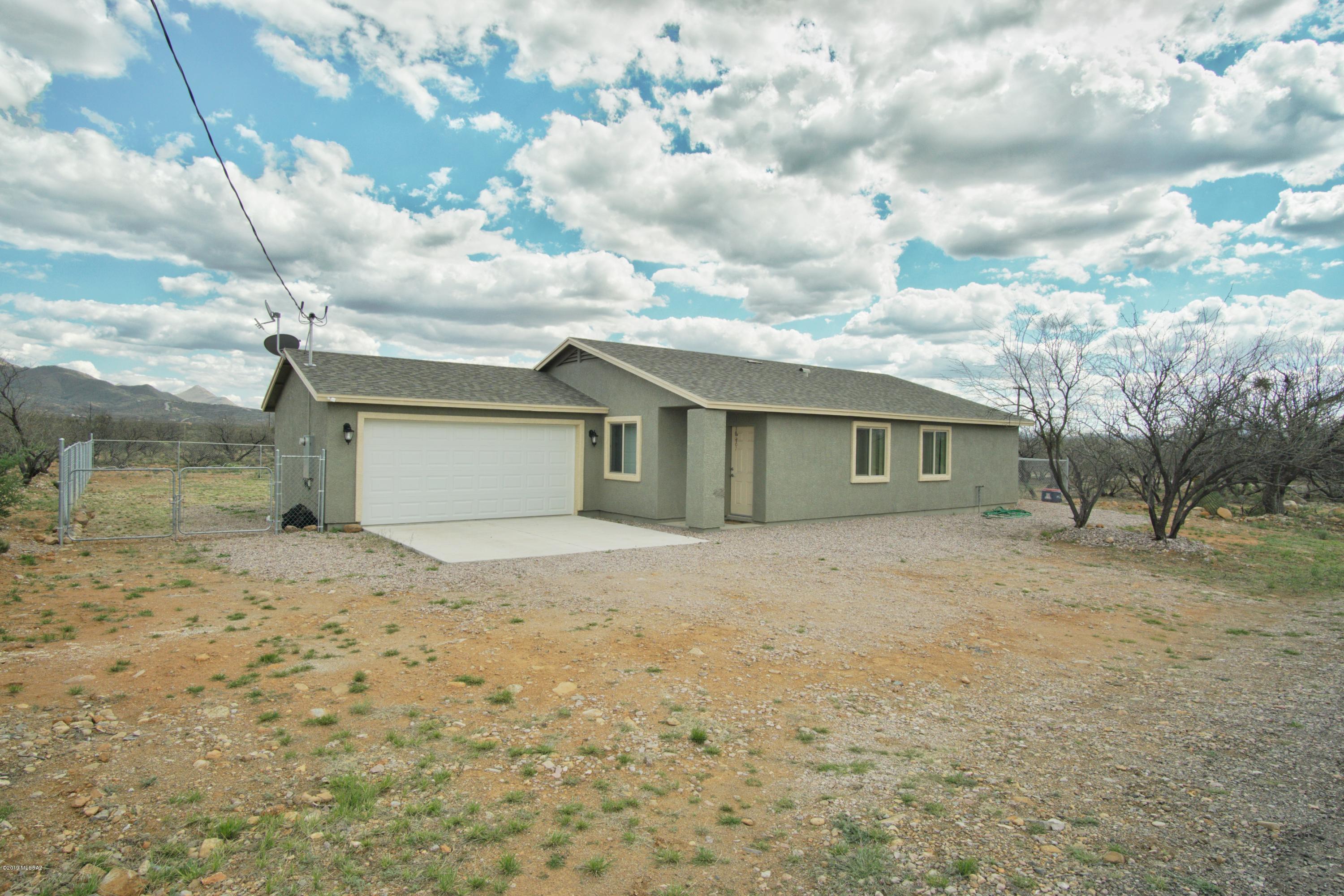 33 Calle Etopia Rio Rico, AZ 85648 - Photo 1 of 28