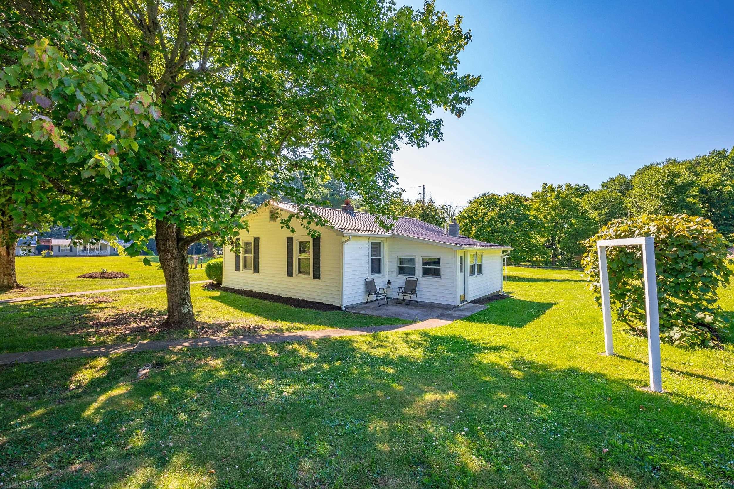 619 Stoney Battery Road Marion, VA 24354 - Photo 41 of 58 Gallery Image 41