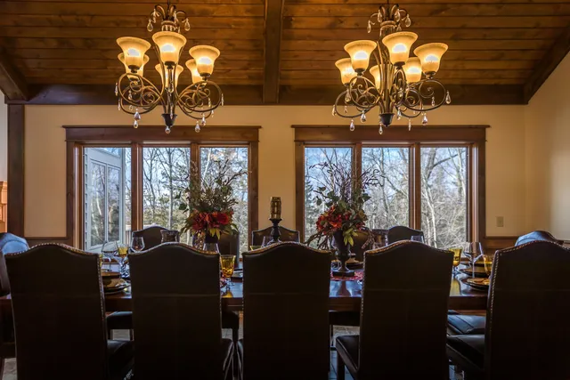 $1,250,000 | 124 Blackhawk Trace, Galena, IL 61036