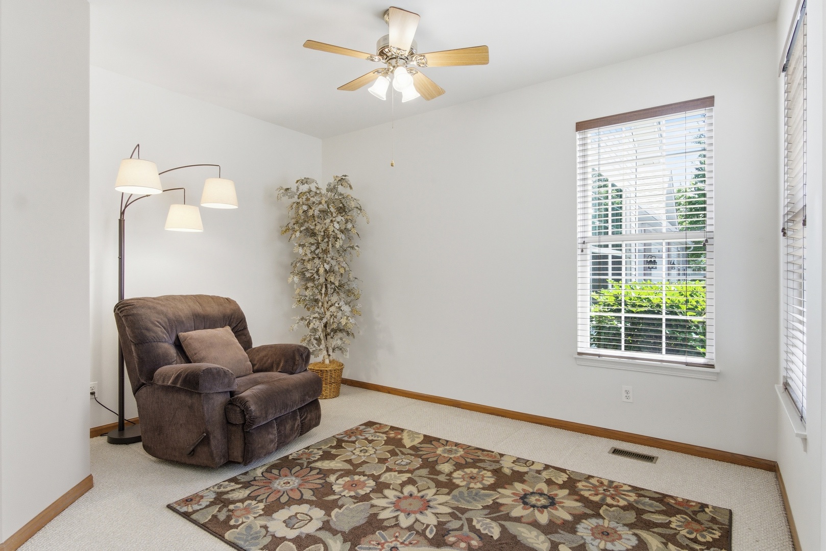 672 Cadillac Circle Romeoville, IL 60446 - Photo 8 of 24 Gallery Image 8