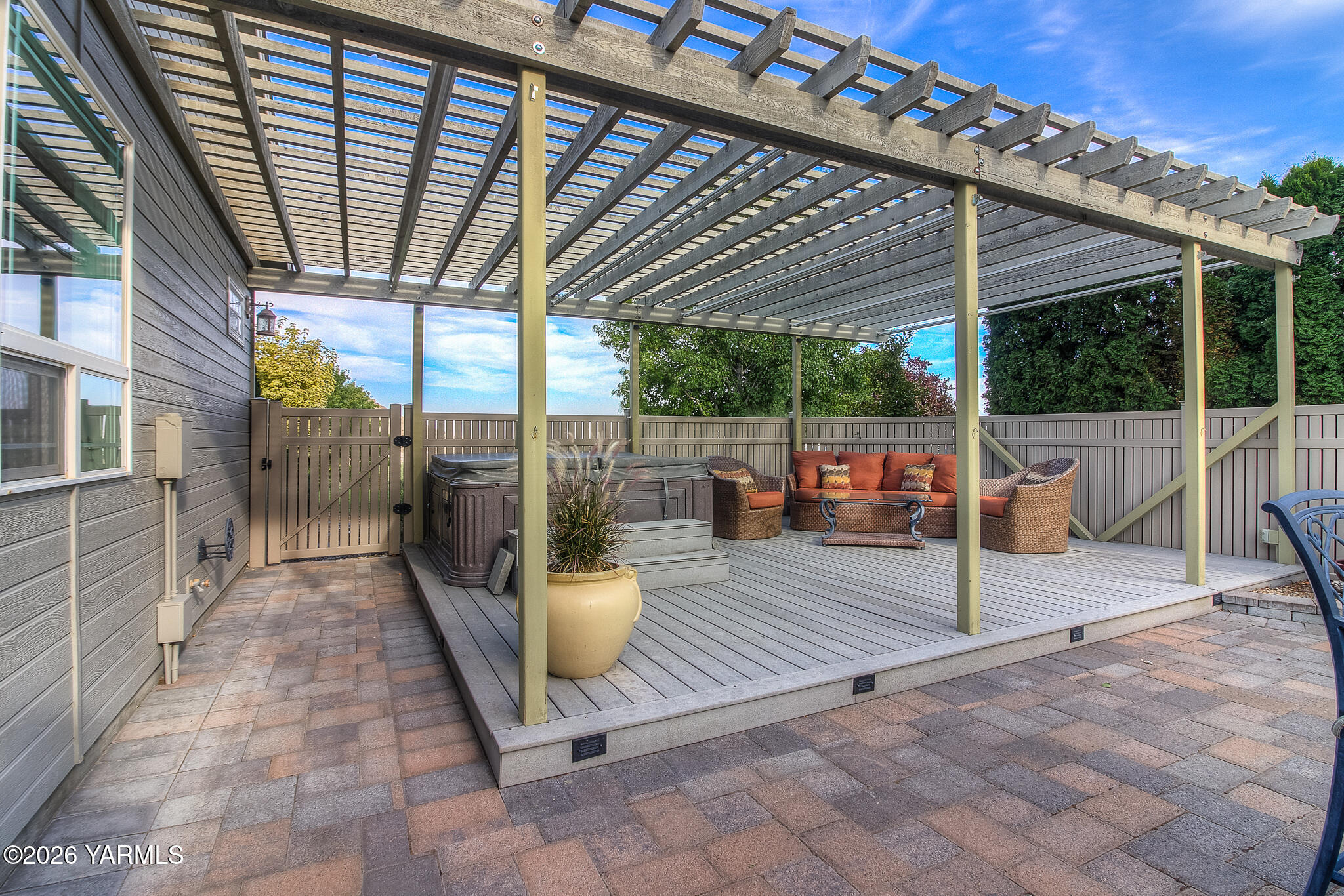 600 Selah Ridge Drive Selah, WA 98942 - Photo 52 of 57 Gazebo w/shades available