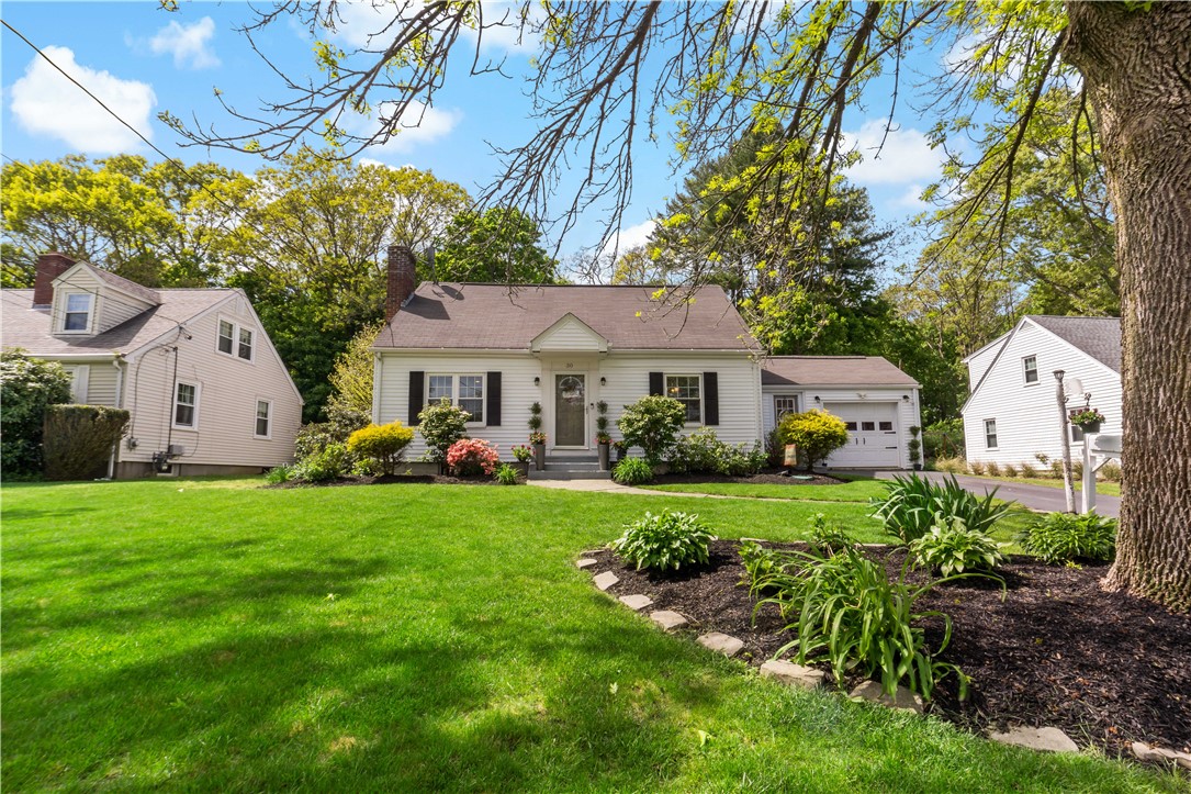 30 Indian Road East Providence, RI 02915 - Photo 1 of 47 Gallery Image 1