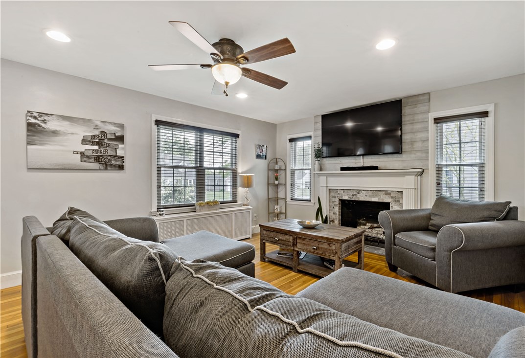 30 Indian Road East Providence, RI 02915 - Photo 15 of 47 Gallery Image 15