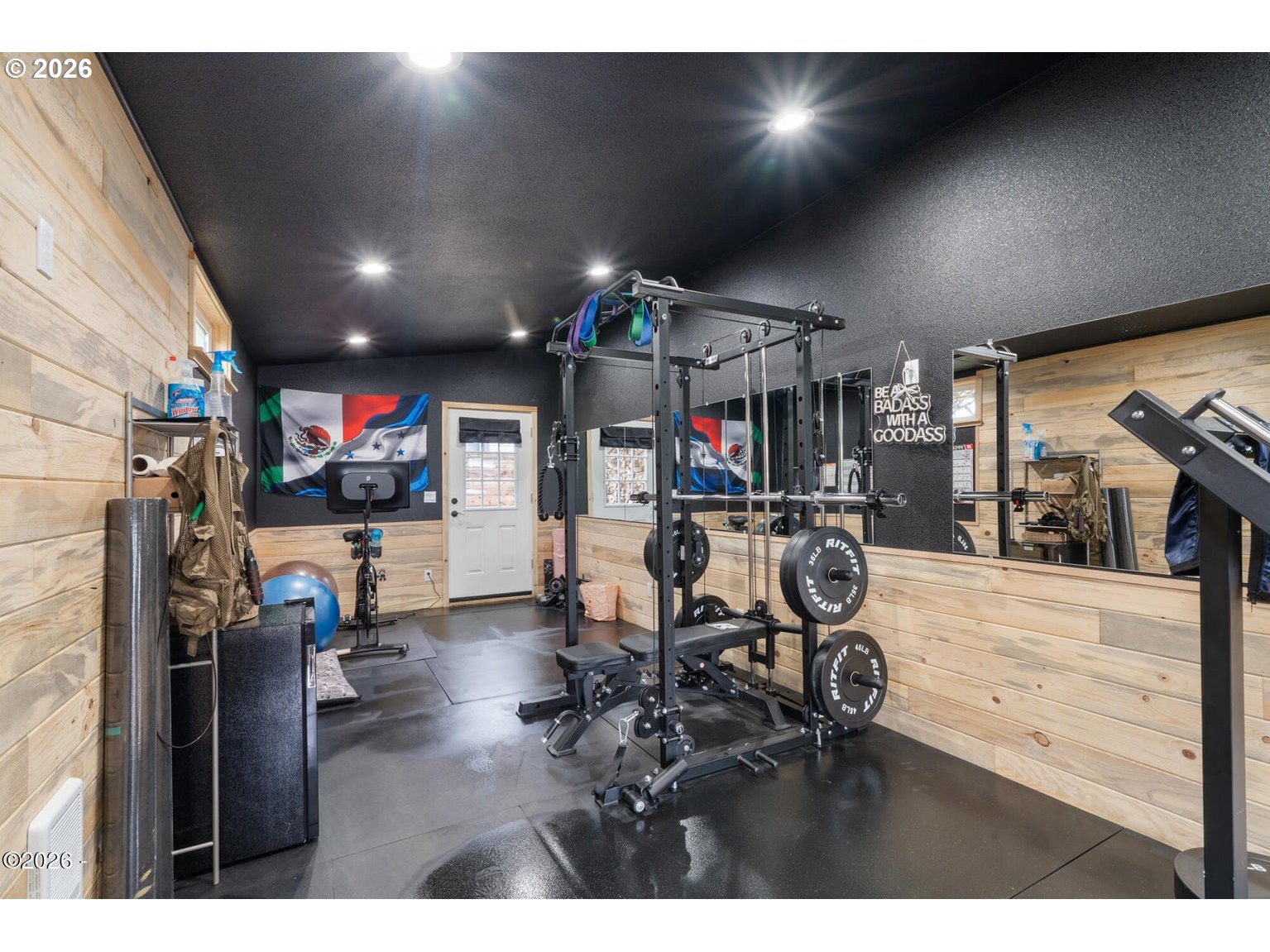 409 Delmonte Avenue Tillamook, OR 97141 - Photo 39 of 43