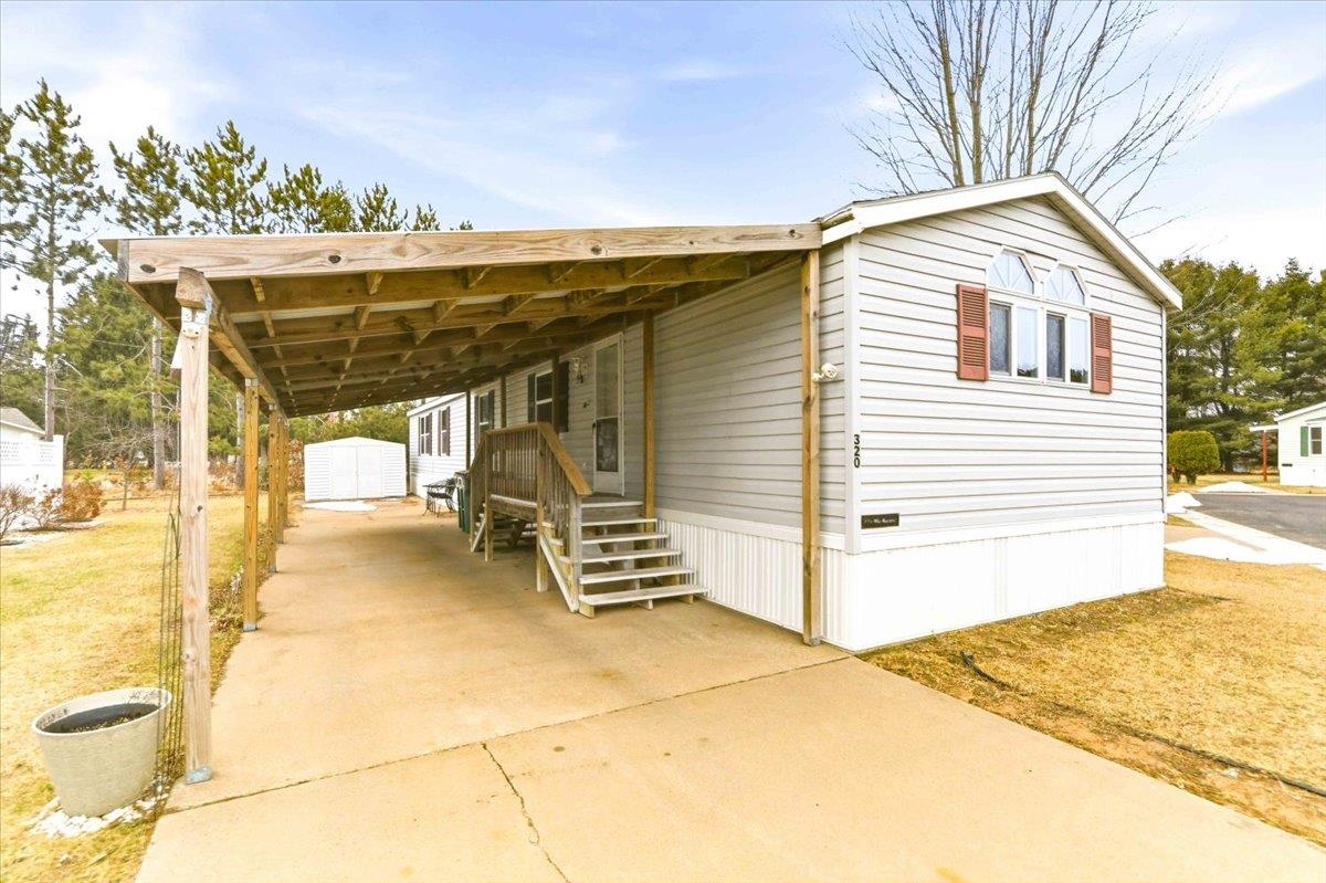 7740 South Park Road, Unit 320 Wisconsin Rapids, WI 54494 - Photo 2 of 32