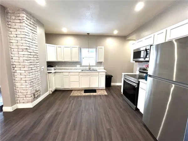 $110,000 | 729 South 14th Street, St. Joseph, MO 64501