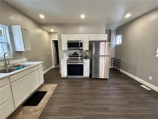 $120,000 | 729 South 14th Street, St. Joseph, MO 64501