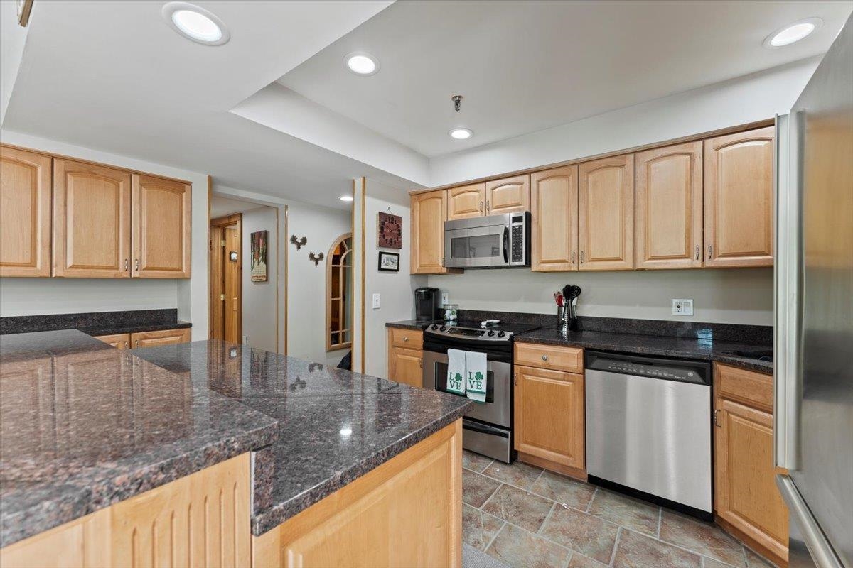 792 Stratton Mountain Road, Unit 4314 Stratton, VT 05155 - Photo 8 of 26 Gallery Image 8