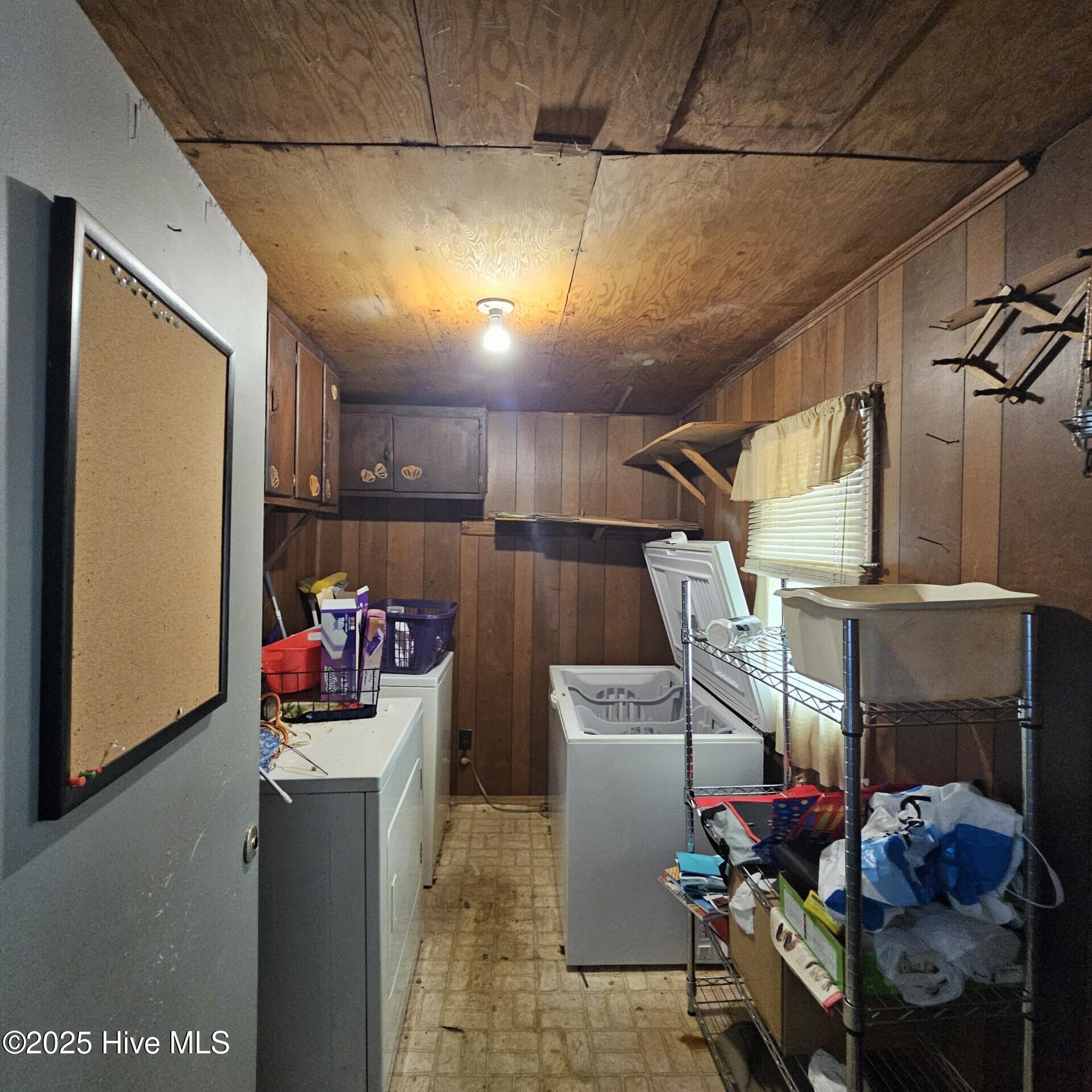 770 Simmons Road Clinton, NC 28328 - Photo 12 of 16 thumbnail_1000010069