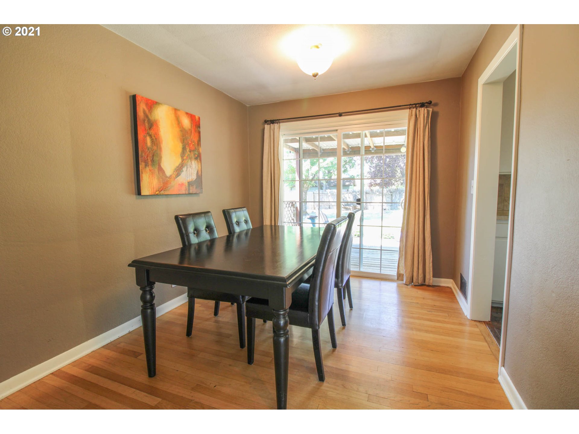 2328 Don Street Springfield, OR 97477 - Photo 11 of 27