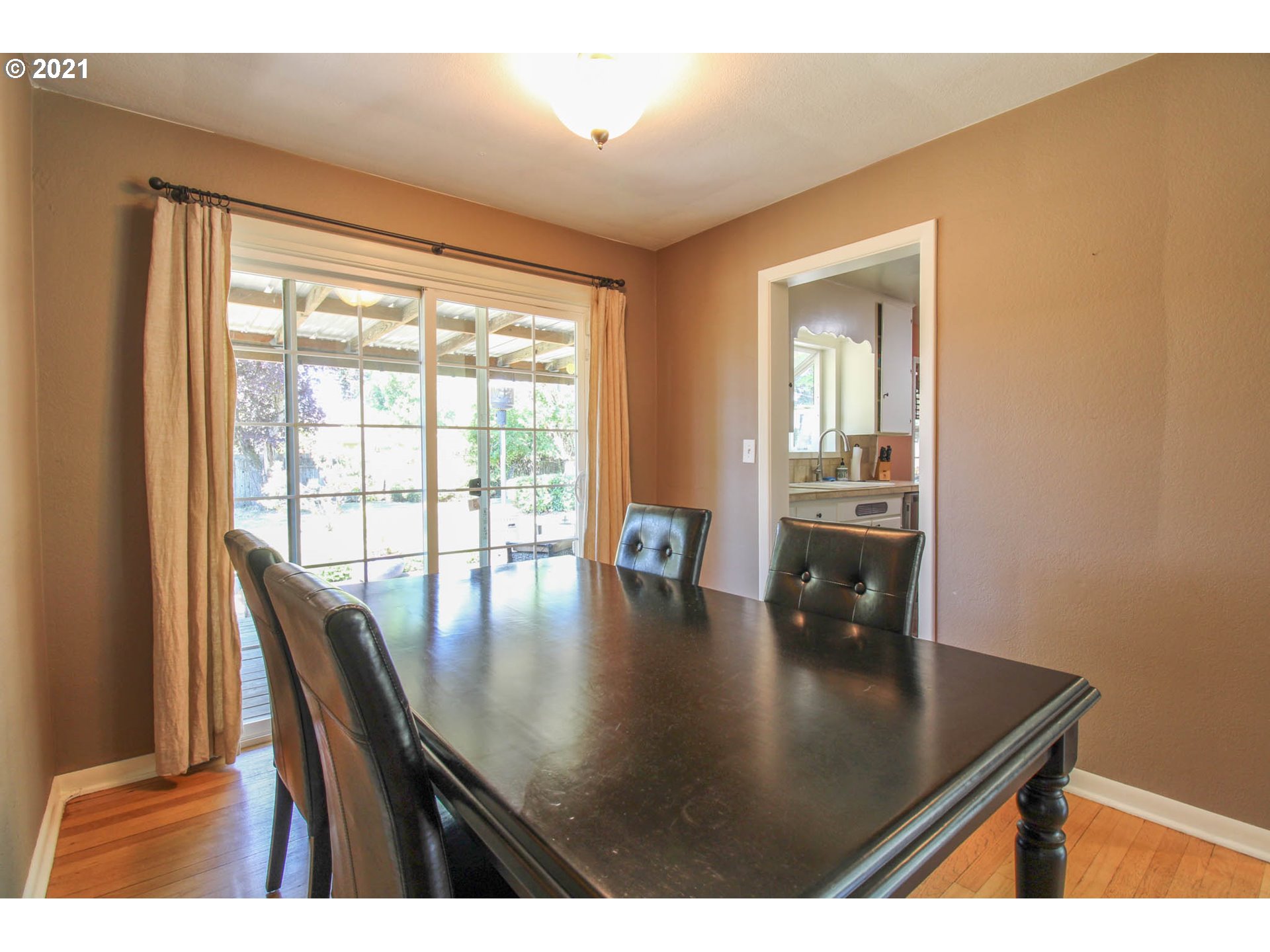 2328 Don Street Springfield, OR 97477 - Photo 12 of 27