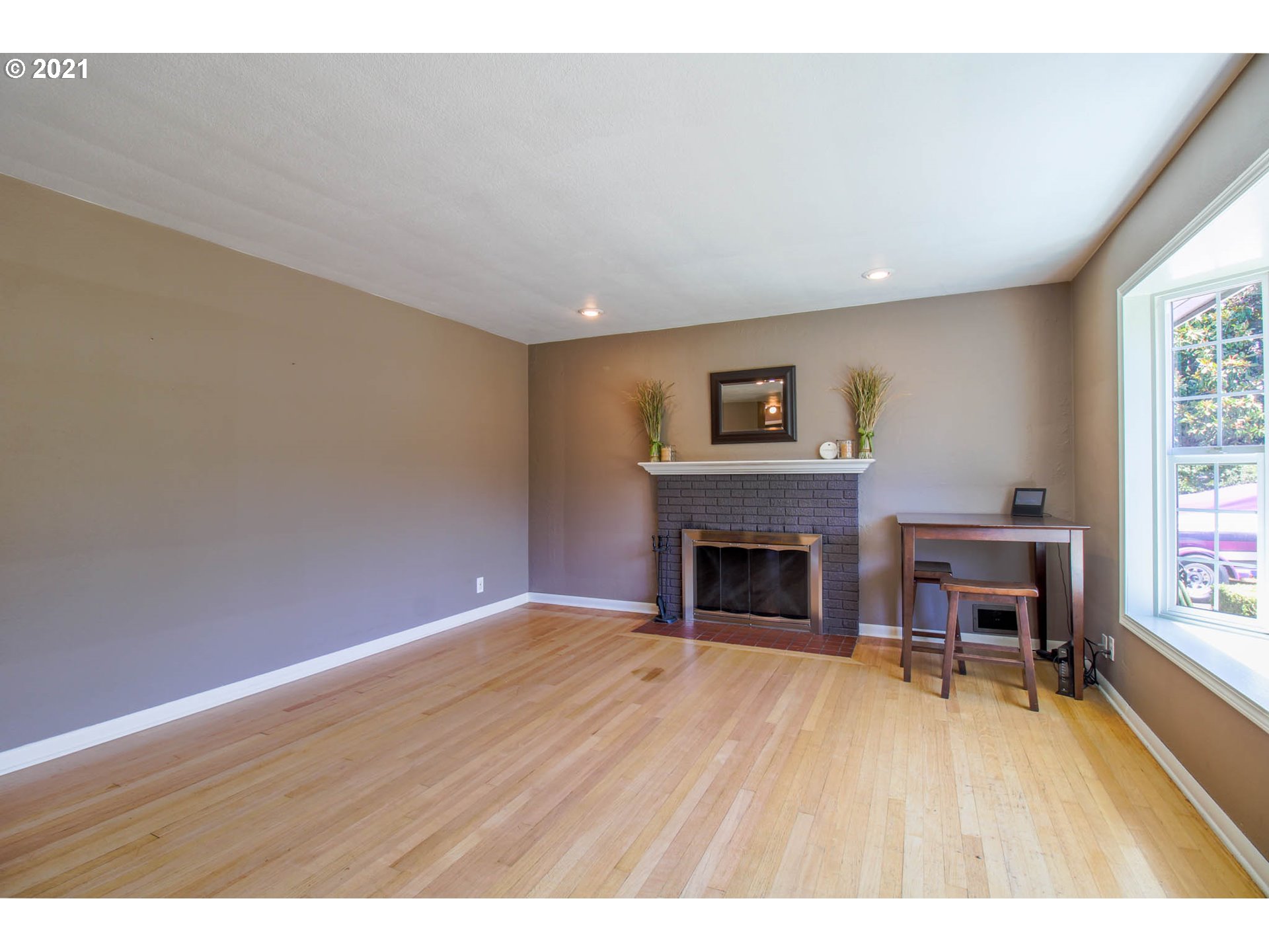 2328 Don Street Springfield, OR 97477 - Photo 5 of 27