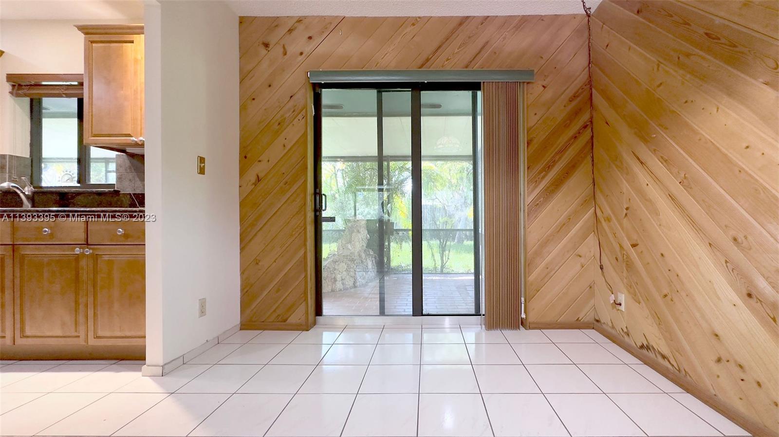 11412 Southwest 113th Place Miami, FL 33176 - Photo 5 of 16