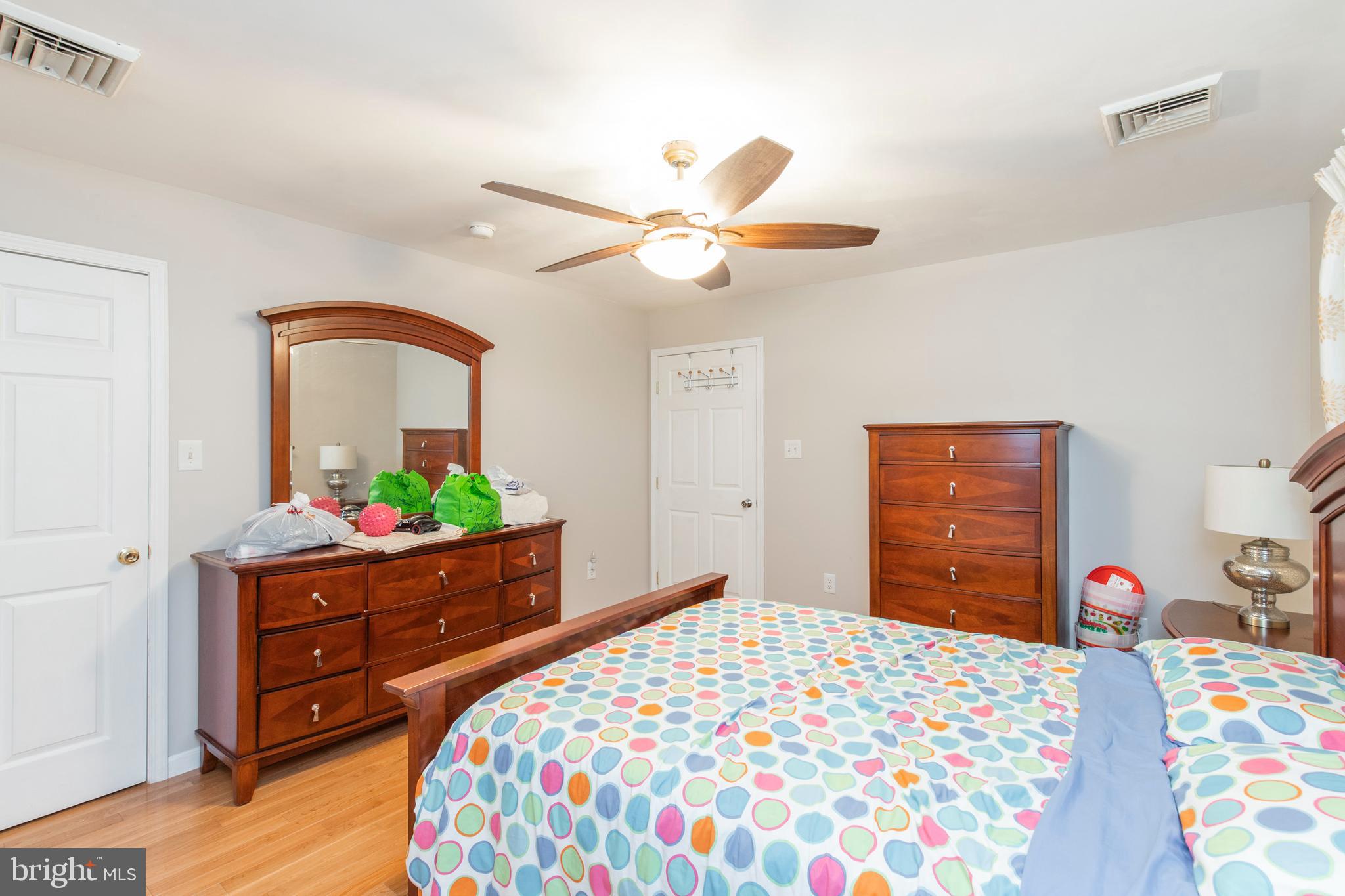 54 Estates Road Pine Hill, NJ 08021 - Photo 12 of 29 Gallery Image 12