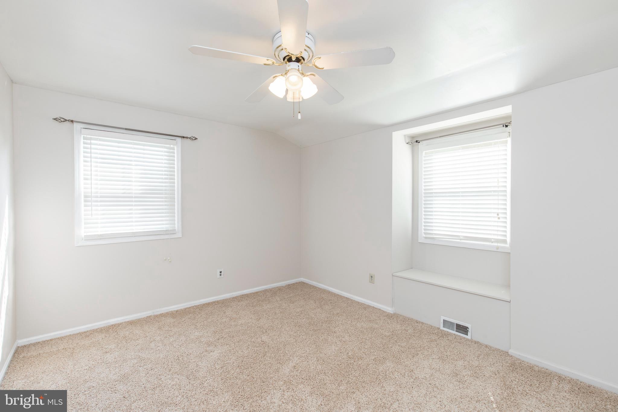 54 Estates Road Pine Hill, NJ 08021 - Photo 16 of 29 Gallery Image 16