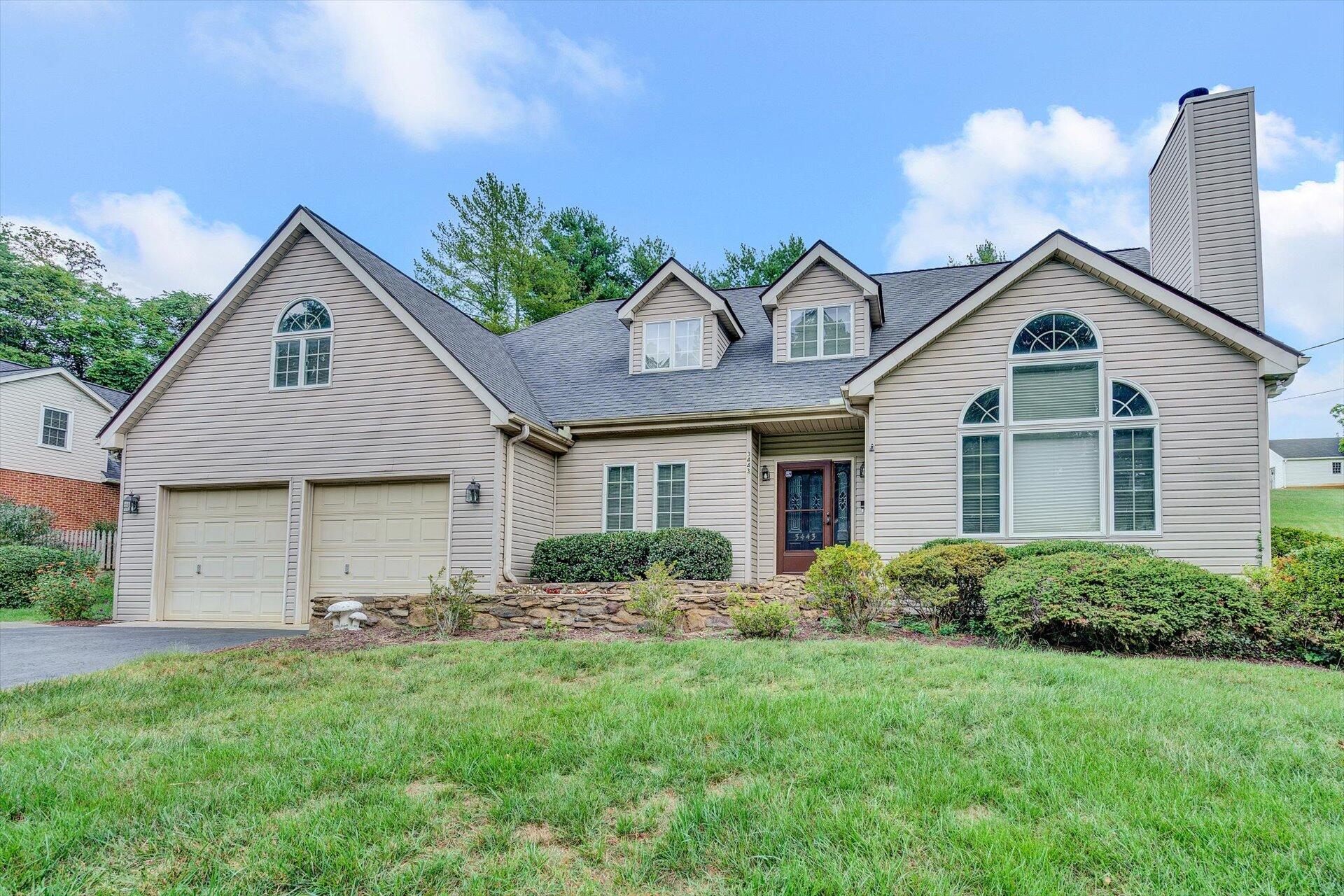 3443 Brymoor Road Southwest Roanoke, VA 24018 - Photo 1 of 31 01-091620210192