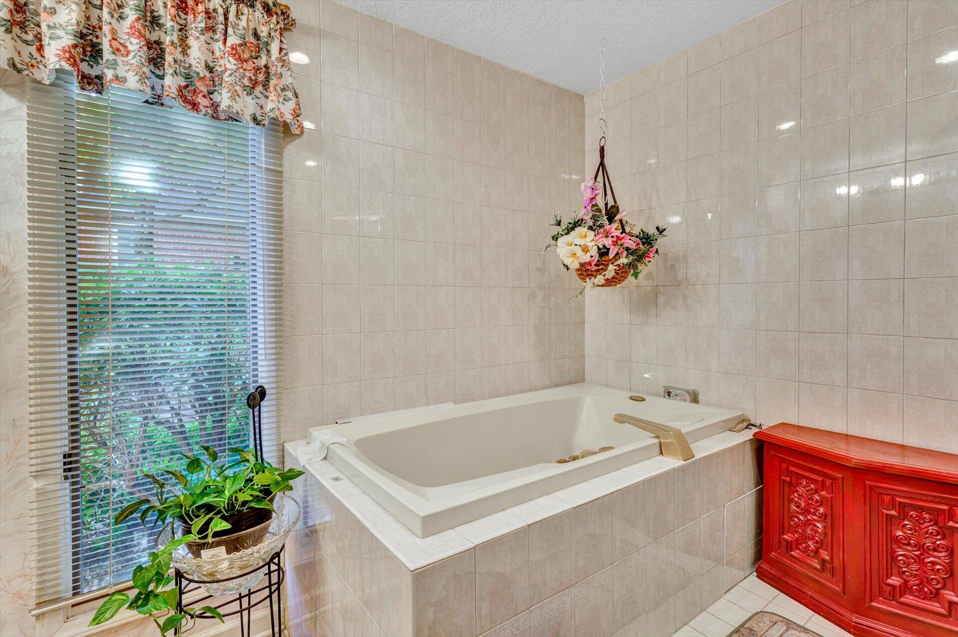 3443 Brymoor Road Southwest Roanoke, VA 24018 - Photo 16 of 31 16-091620210173