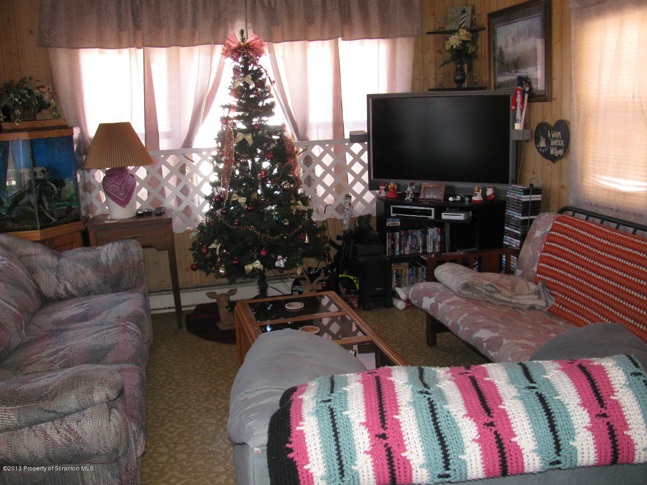27 Mountain Laurel Rd Spring Brook Moscow, PA 18444 - Photo 3 of 16 IMG_0114