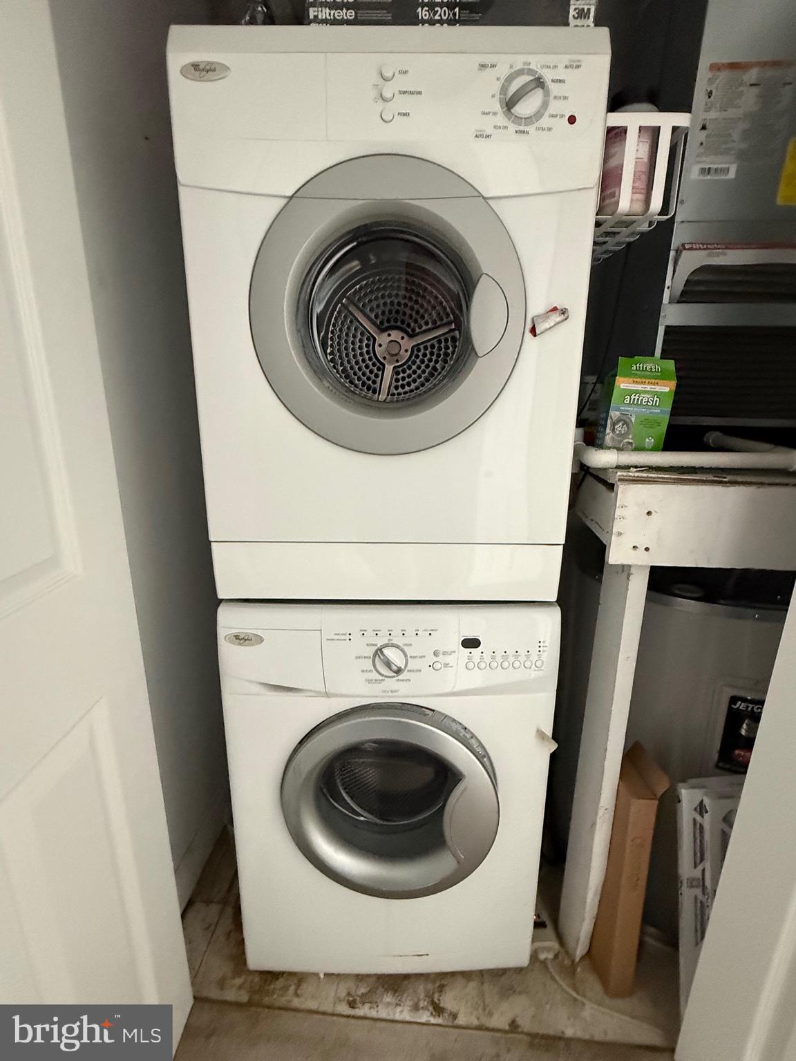 1801 Calvert Street Northwest, Unit 401 Washington, DC 20009 - Photo 10 of 23 a utility room with dryer and washer