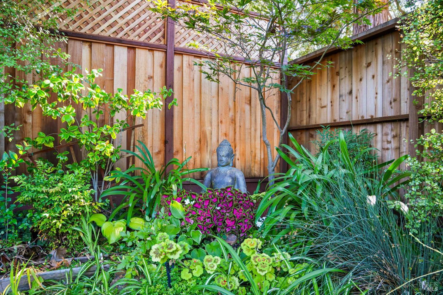 39 Orchard Way Novato, CA 94947 - Photo 28 of 47