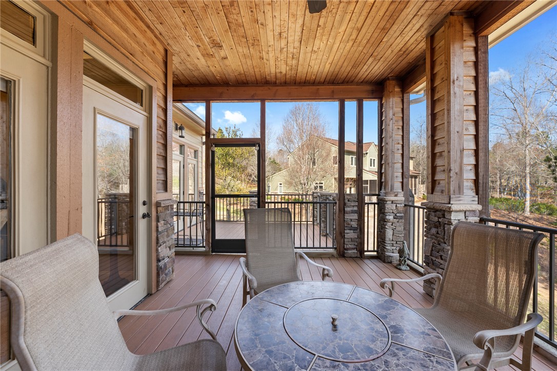 404 Sunset Point Drive West Union, SC 29696 - Photo 19 of 49