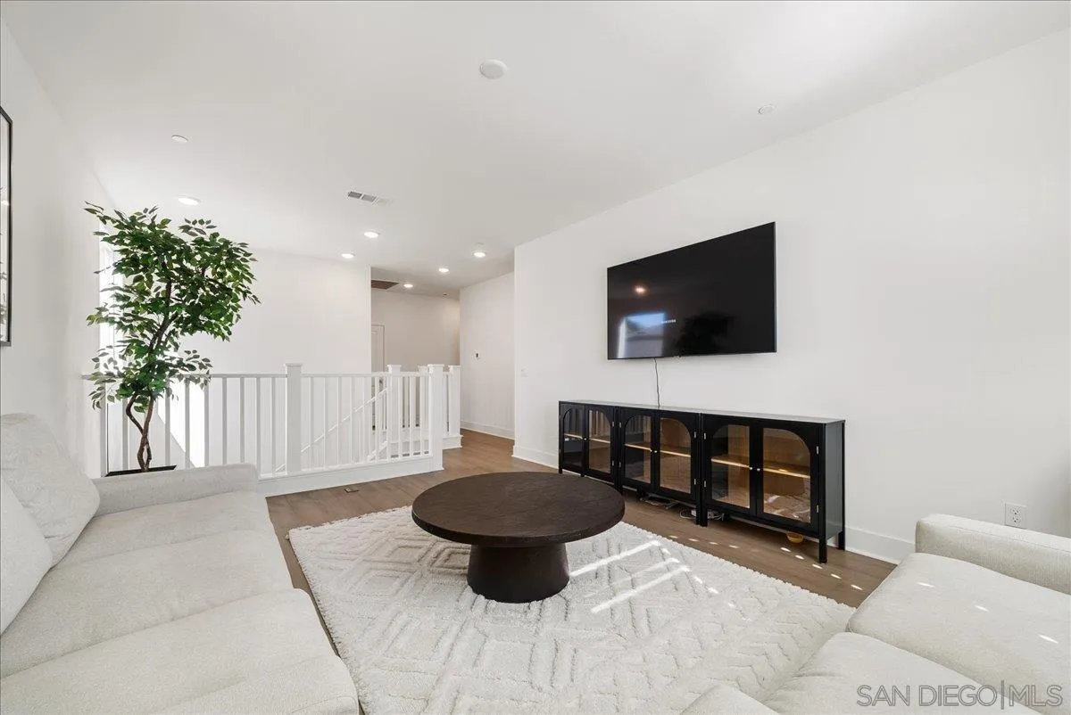 35562 Orchard Trail Fallbrook, CA 92028 - Photo 15 of 53 Upstairs Loft