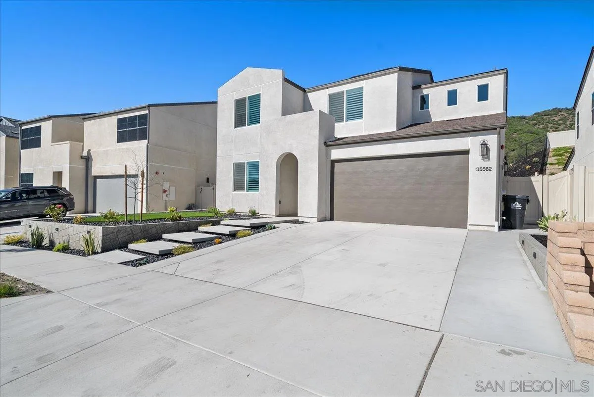 35562 Orchard Trail Fallbrook, CA 92028 - Photo 4 of 57